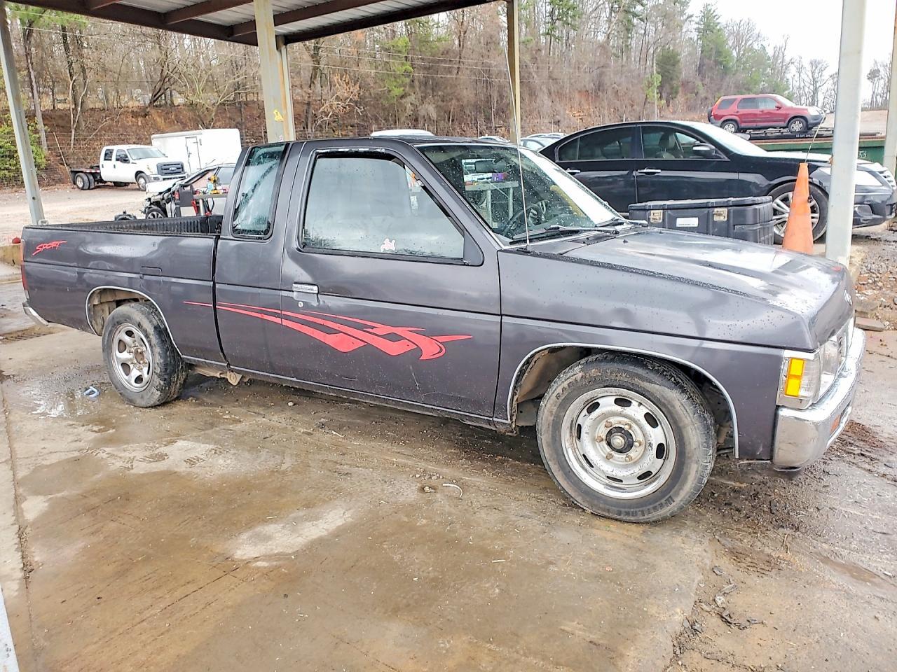 1997 Nissan Truck Xe - Фото 4