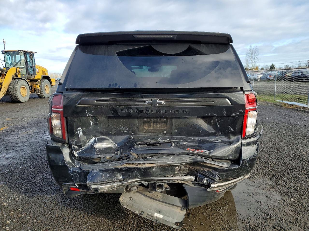 2022 Chevrolet Suburban K1500 Rst - Image 6