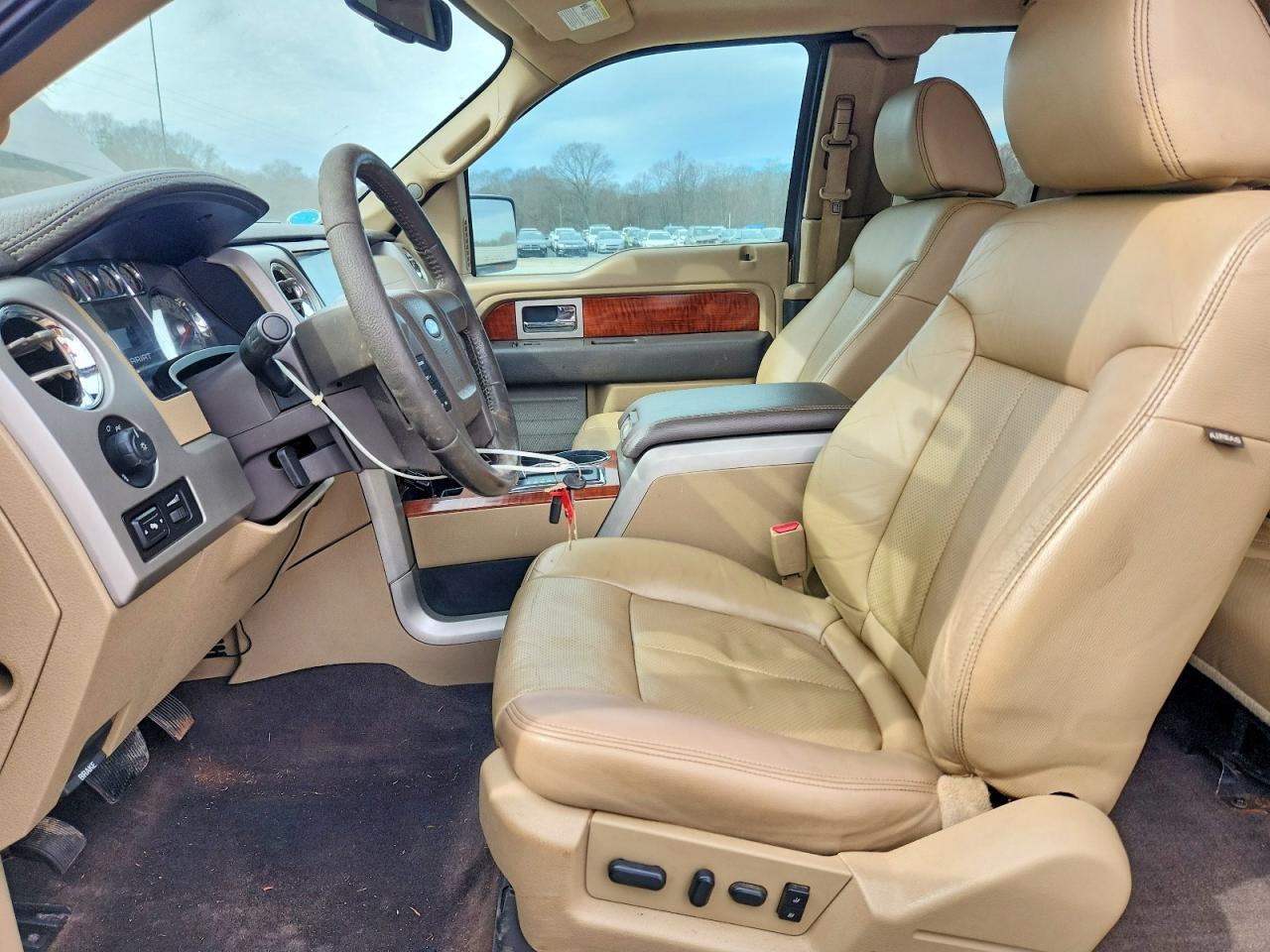 2010 Ford F150 Super Cab - Фото 7