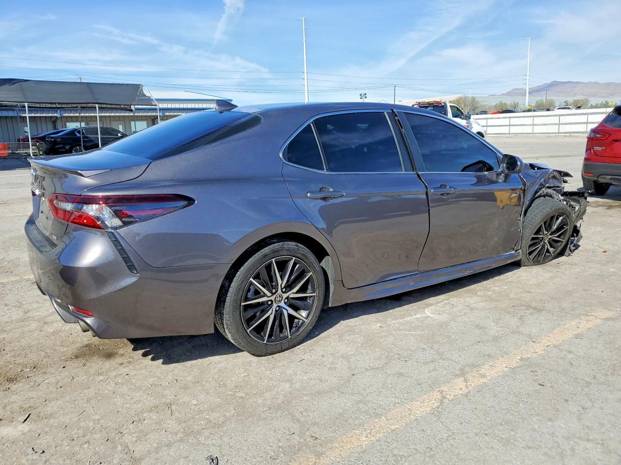 2021 Toyota Camry Se - Image 3