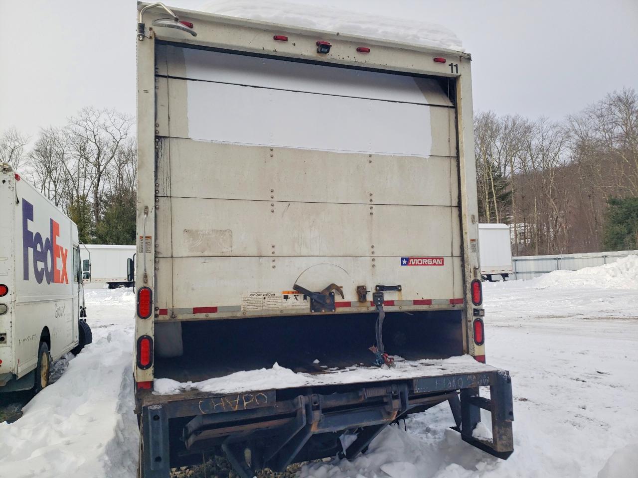 2015 Isuzu Npr Hd Box Truck - Фото 6