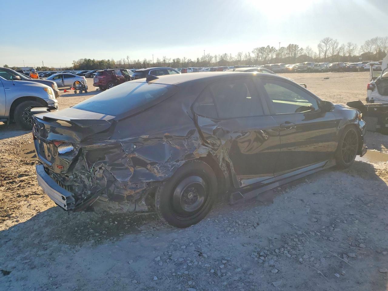 2023 Toyota Camry Trd - Фото 3