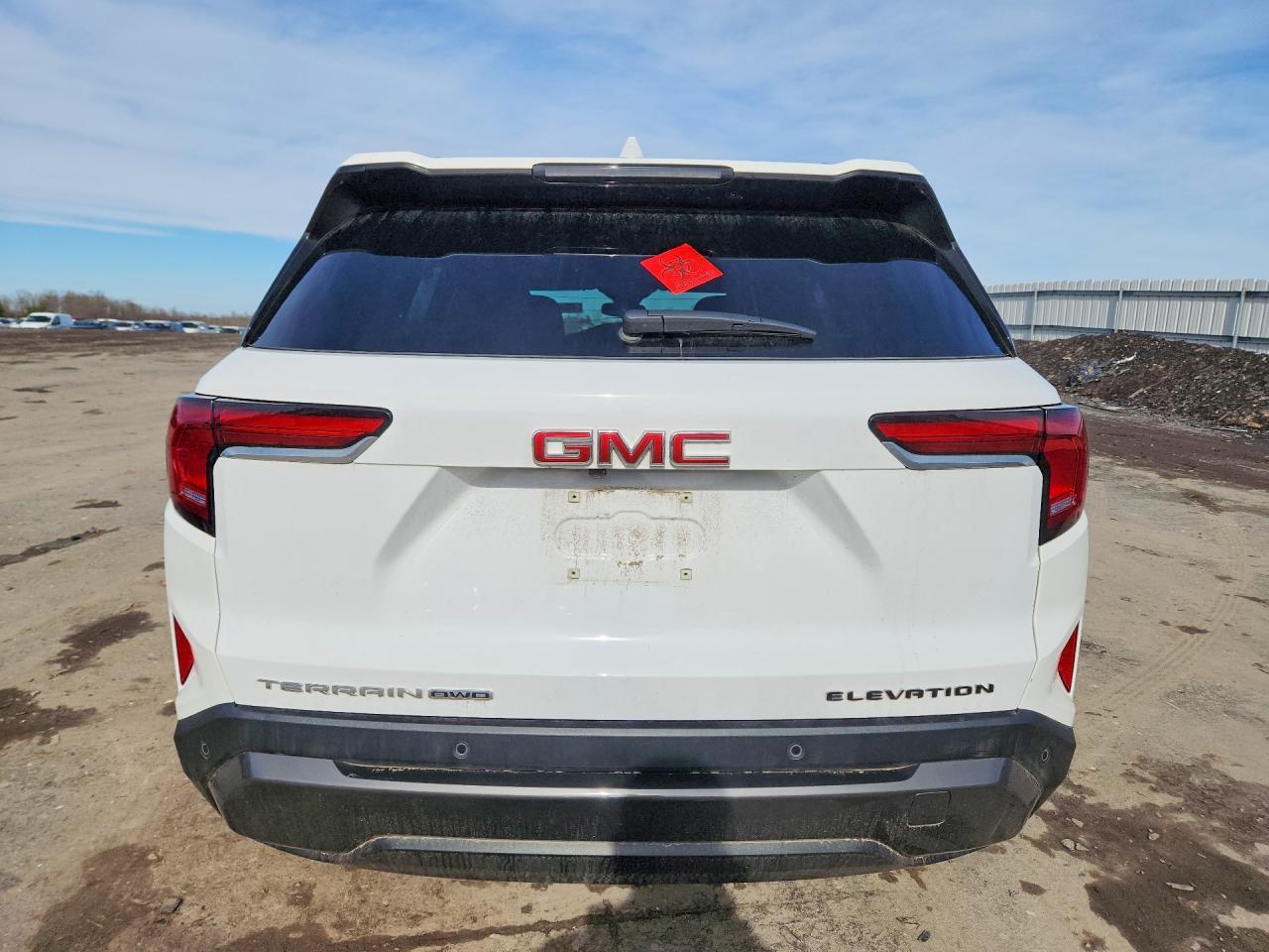 2025 GMC Terrain Elevation - Фото 6