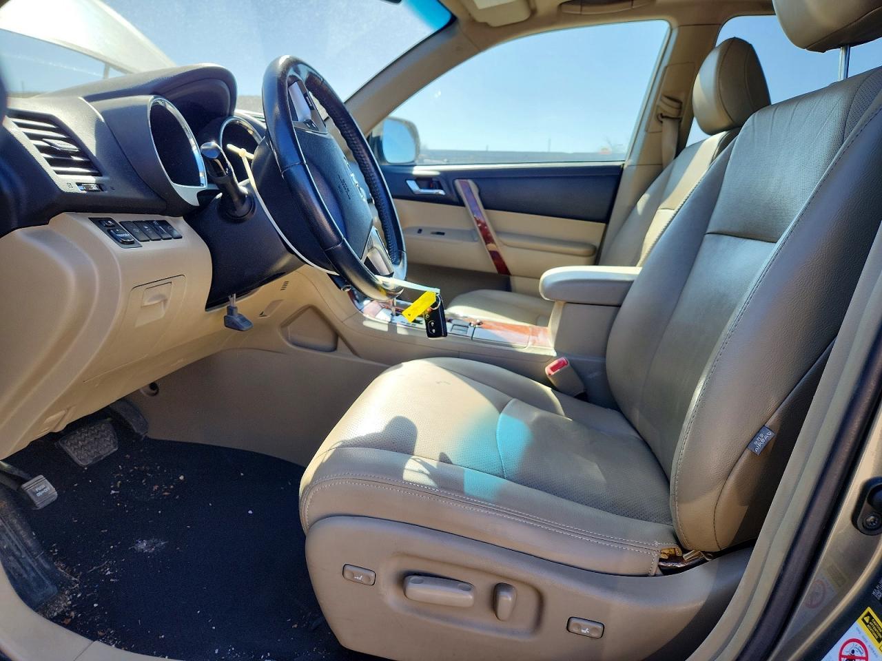 2011 Toyota Highlander - Image 7
