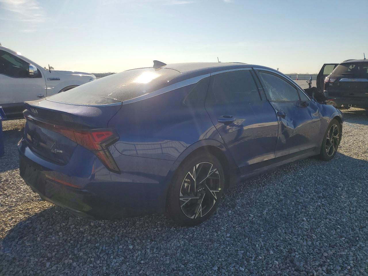 2025 Kia K5 Gt Line - Фото 3