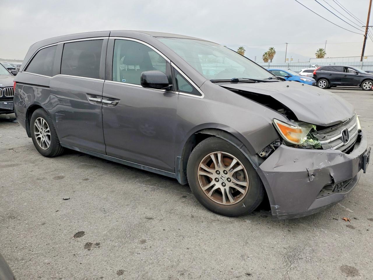 2013 Honda Odyssey Ex - Фото 4