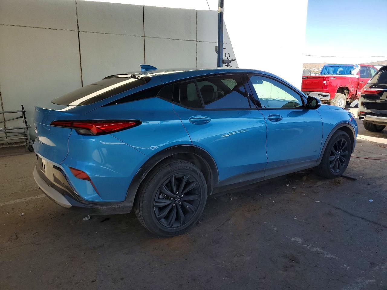 2025 Buick Envista Sport Touring - Image 3