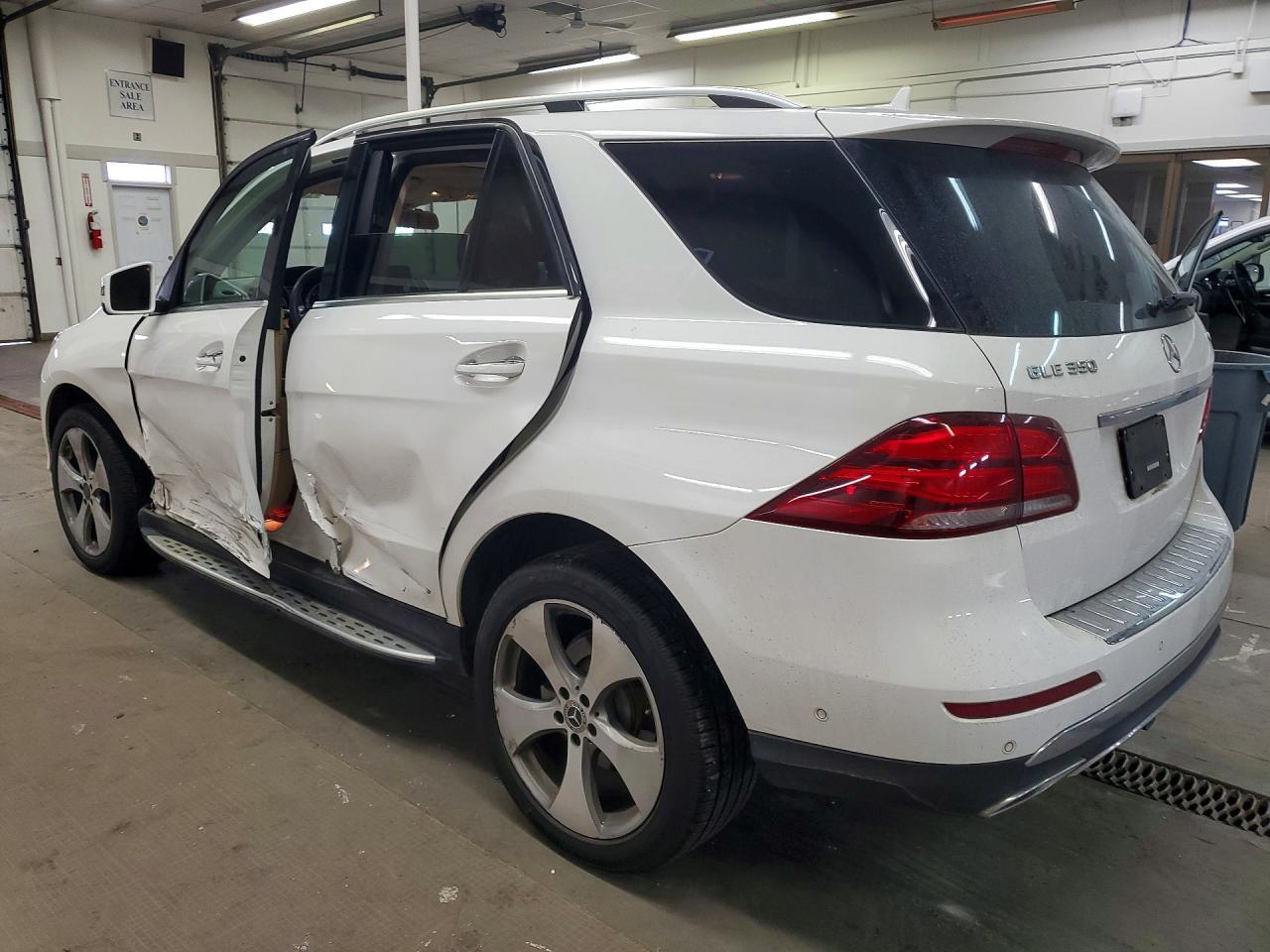 2017 Mercedes-Benz Gle 350 4Matic - Фото 2