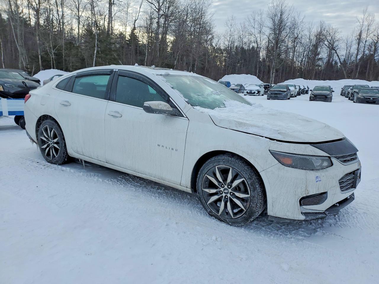 2017 Chevrolet Malibu Lt - Image 4