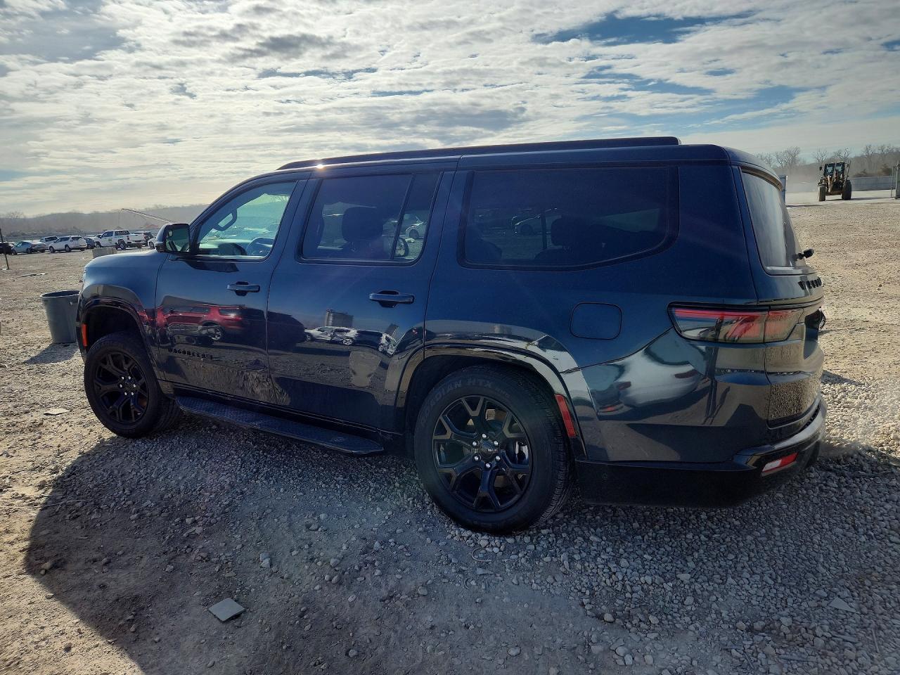 2024 Jeep Wagoneer Series Ii - Image 2
