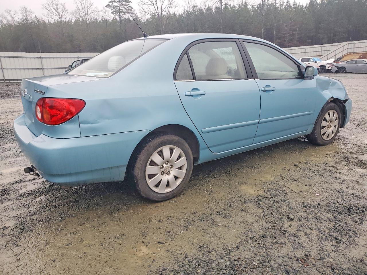 2003 Toyota Corolla Ce - Image 3