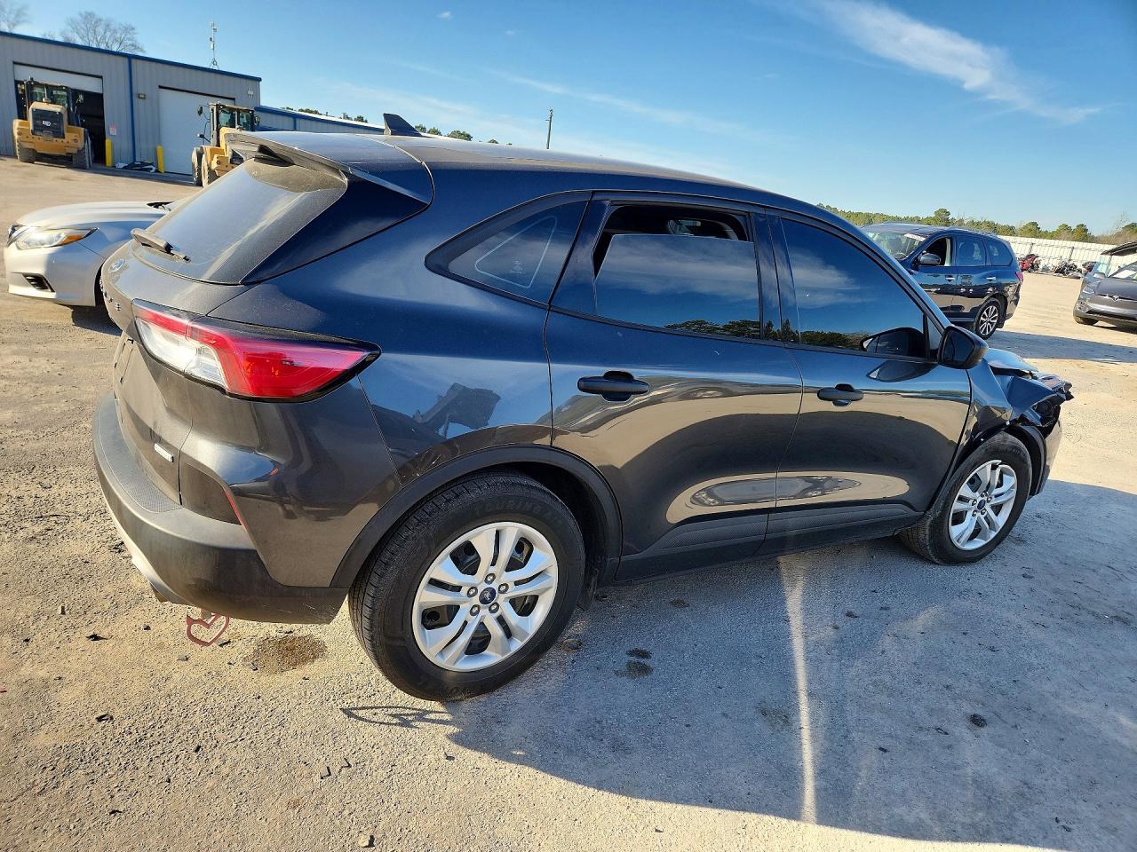 2020 Ford Escape S - Фото 3