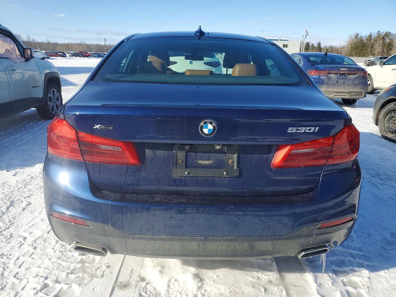 2019 BMW 530 Xi - Image 6