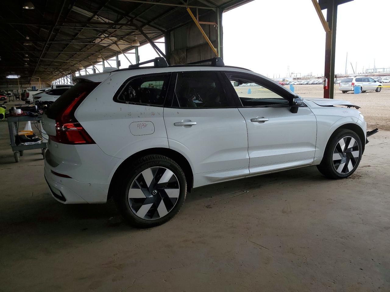 2024 Volvo Xc60 Plus - Image 3