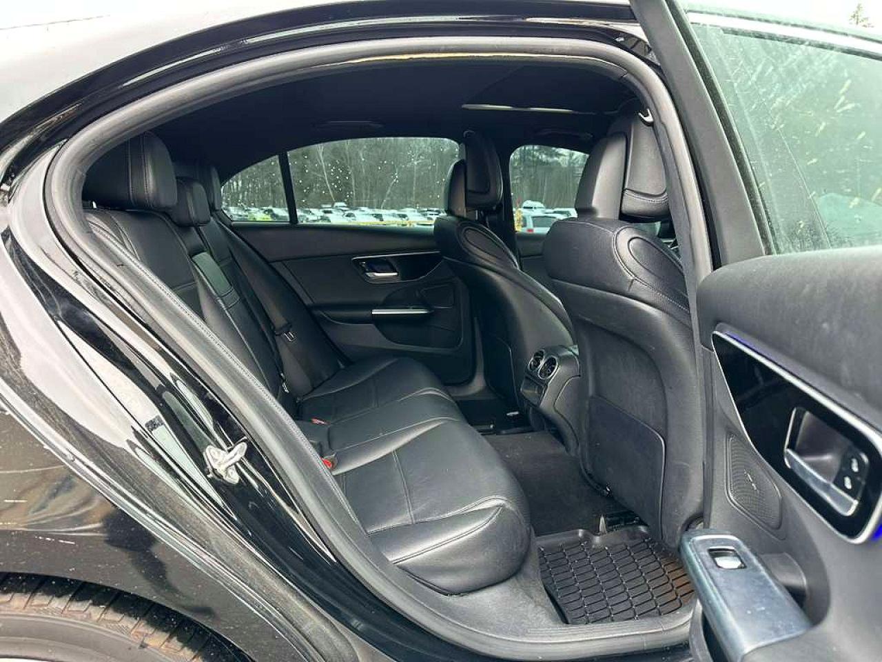 2023 Mercedes-Benz C 300 - Image 7