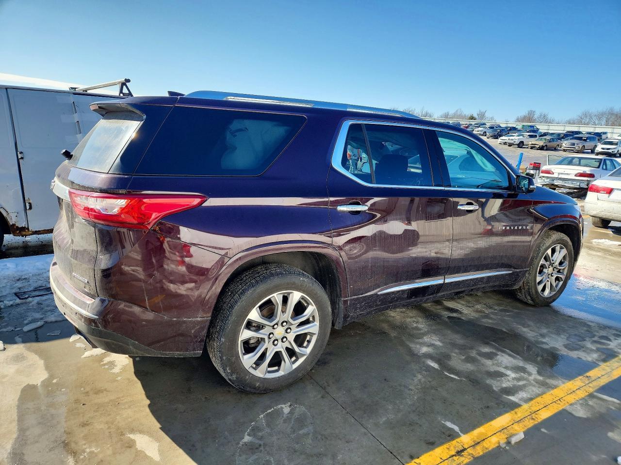 2019 Chevrolet Traverse Premier - Image 3