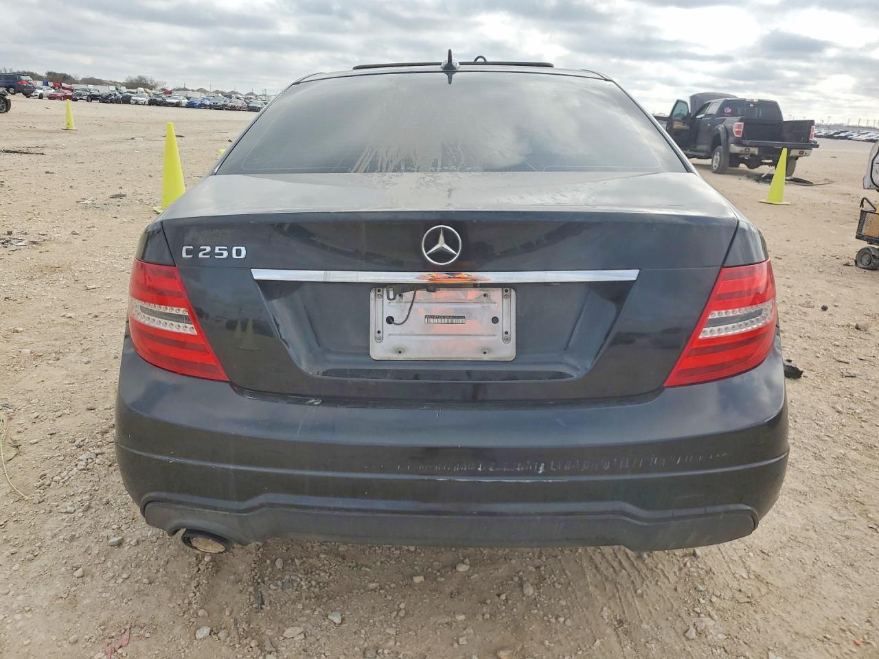 2013 Mercedes-Benz C 250 - Image 6