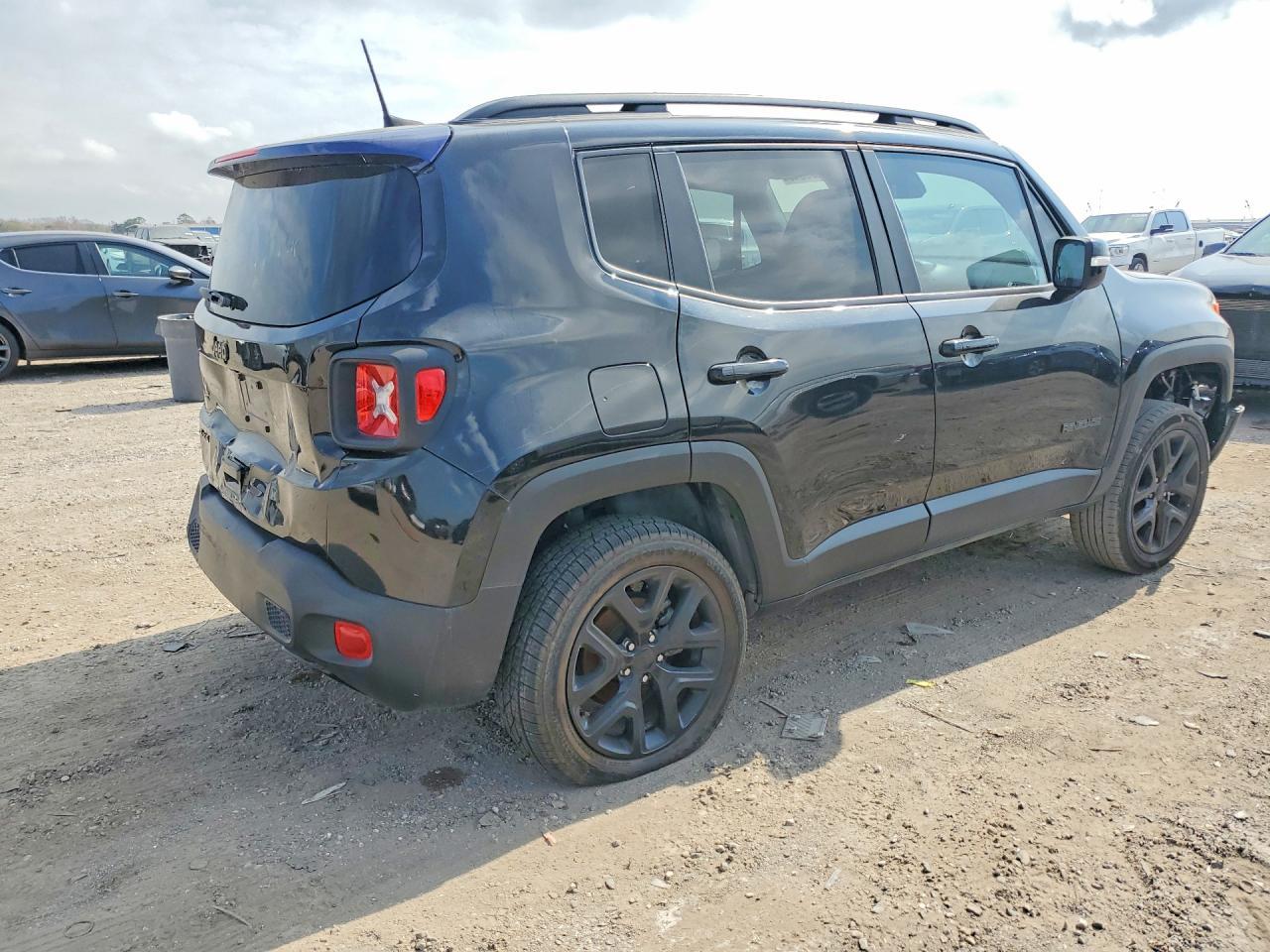 2022 Jeep Renegade Altitude 4Wd - Фото 3