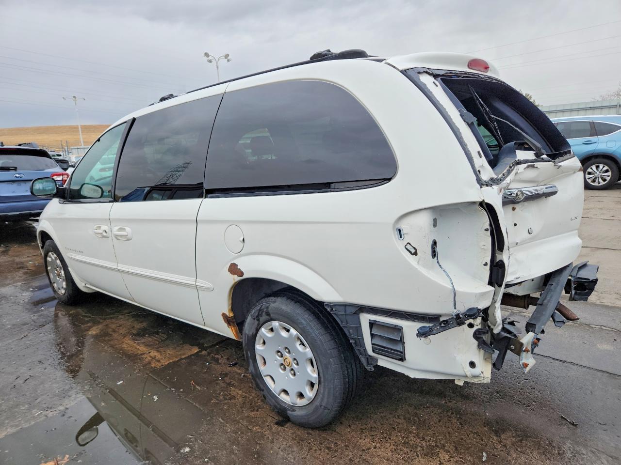 2001 Chrysler Town & Country Lx - Фото 2