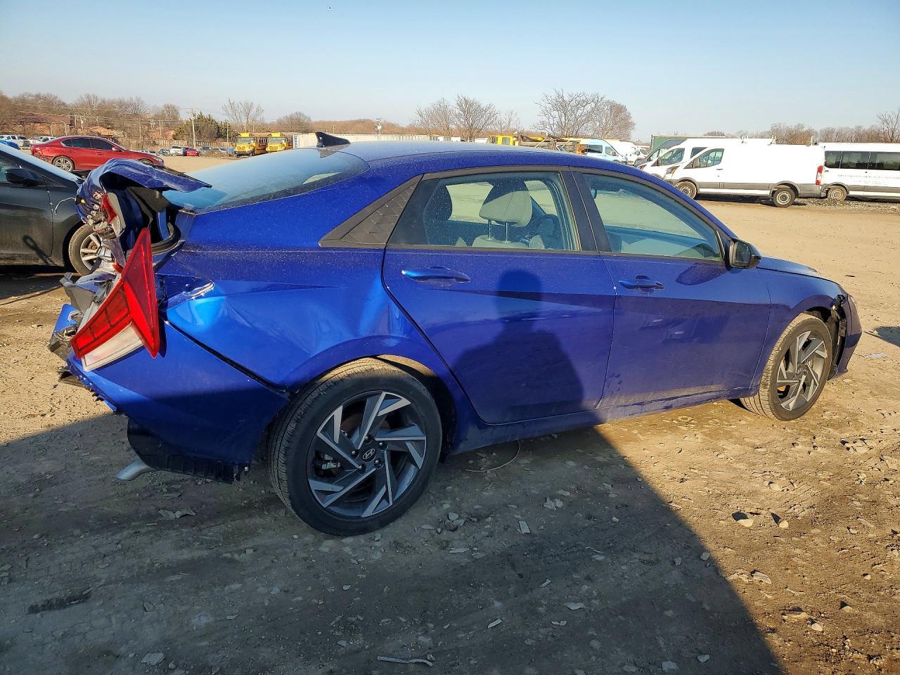 2025 Hyundai Elantra Hybrid Sel Sport - Фото 3