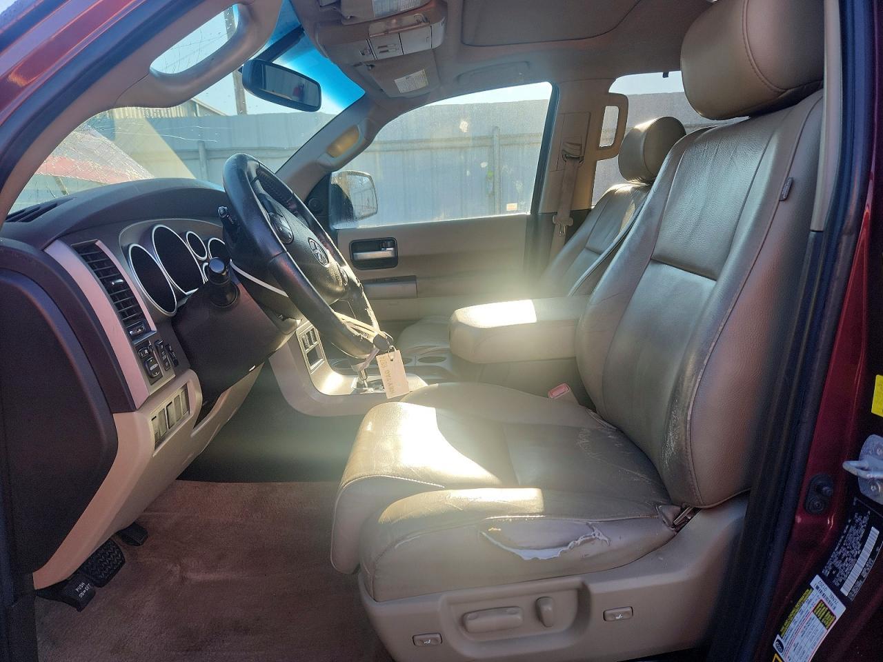 2011 Toyota Sequoia Limited - Фото 7