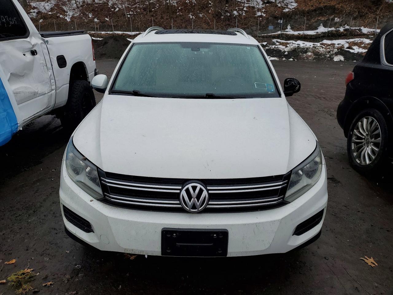 2017 Volkswagen Tiguan Wolfsburg Edi - Image 5