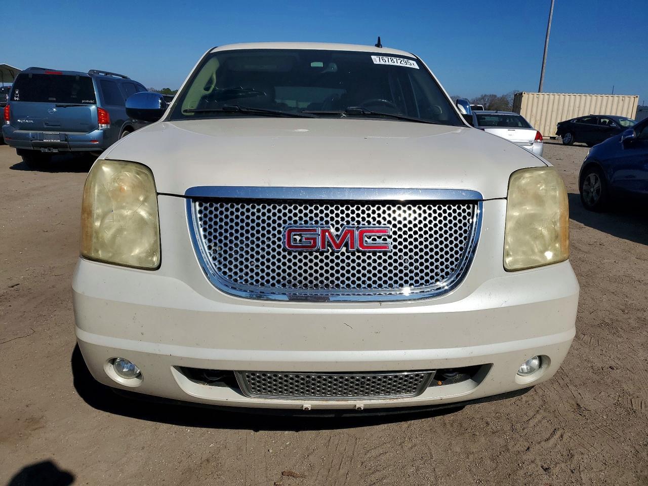 2010 GMC Yukon Denali - Фото 5