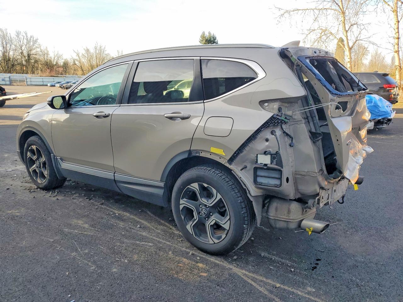 2018 Honda Cr-V Touring - Image 2