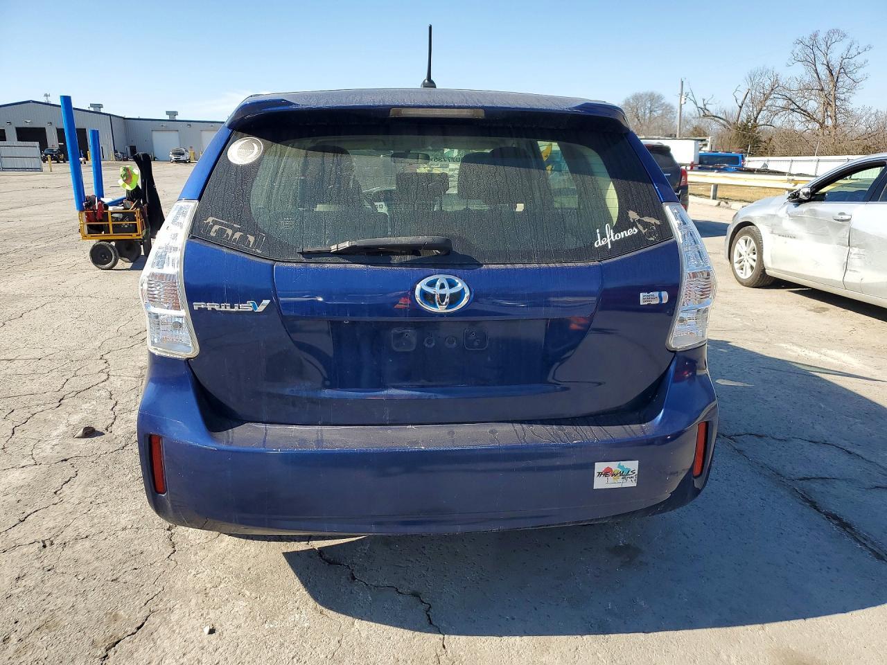 2012 Toyota Prius V - Image 6