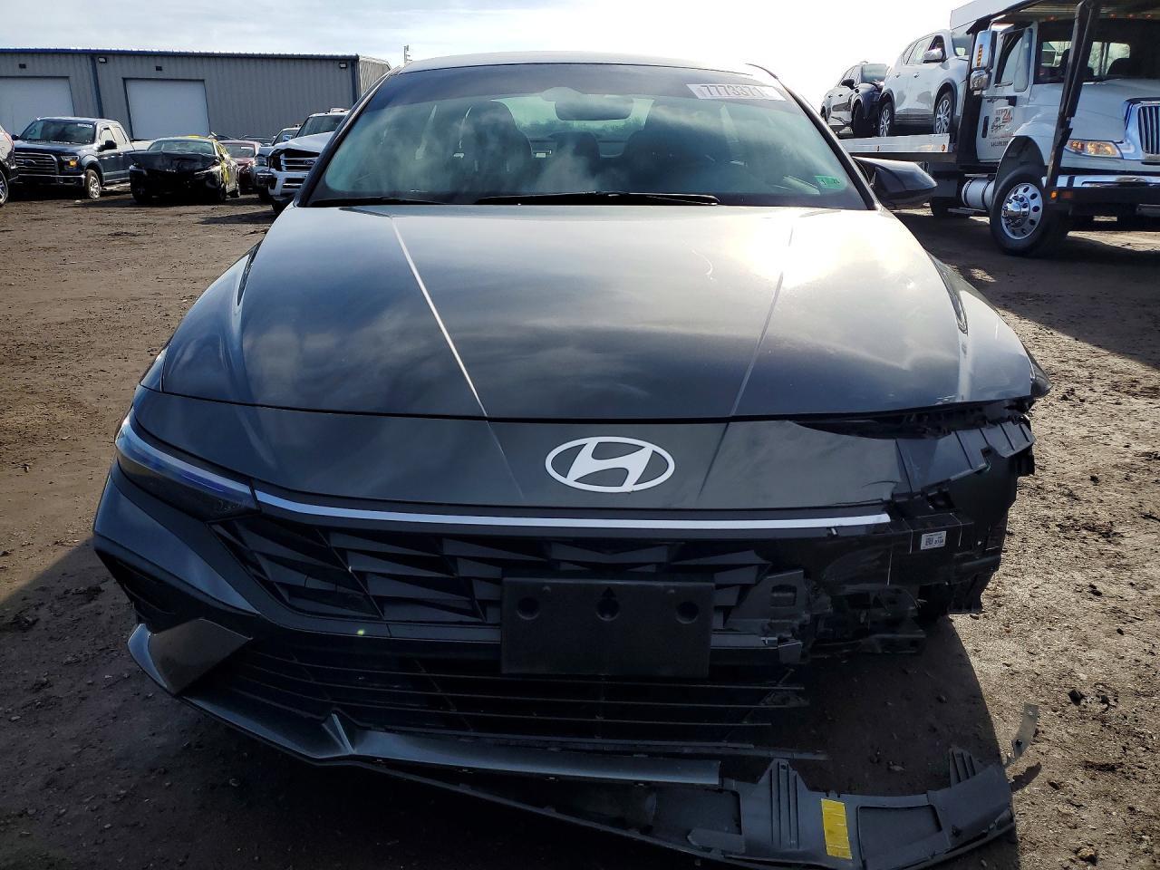 2024 Hyundai Elantra Se - Фото 5