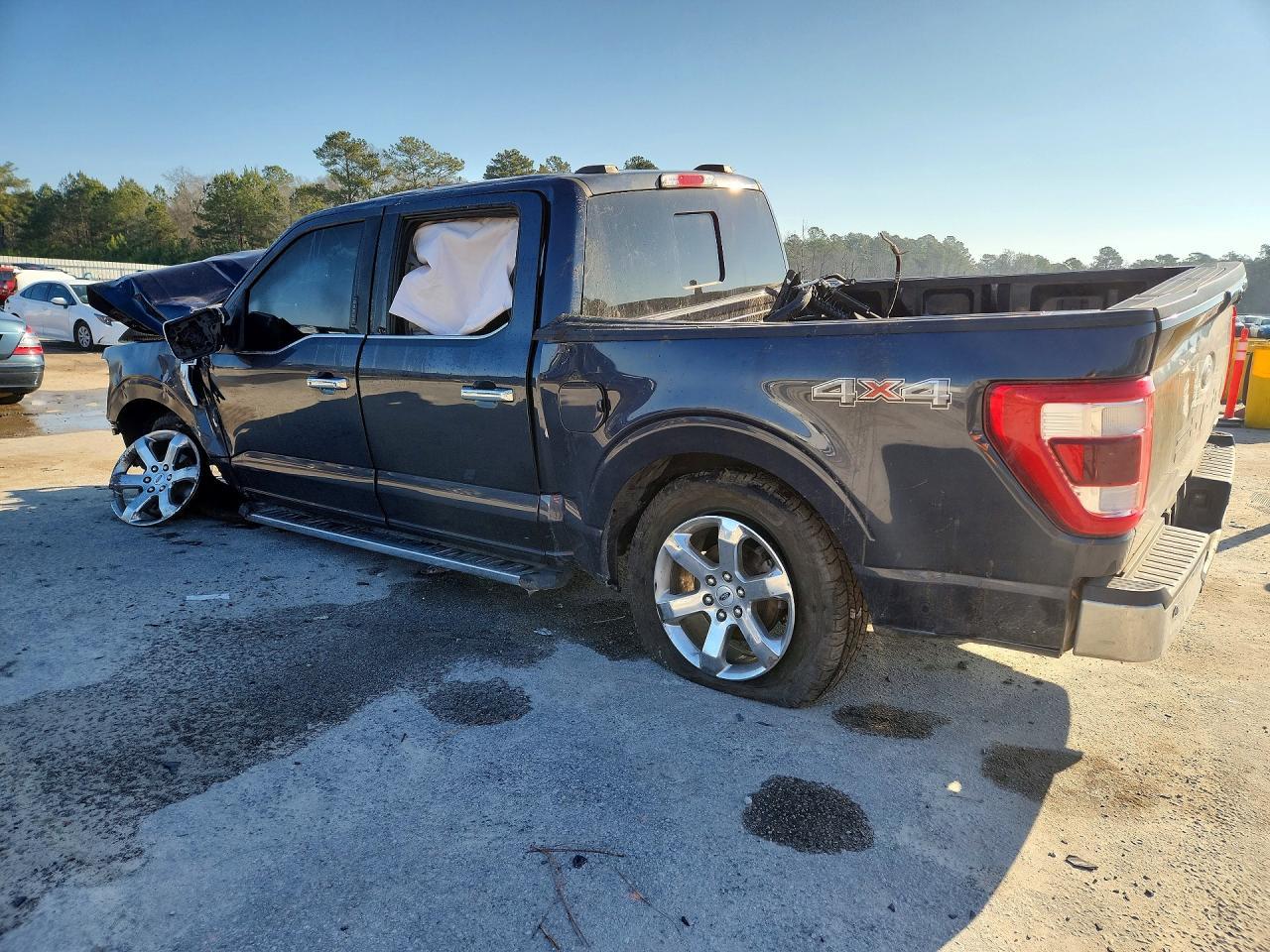 2021 Ford F150 Supercrew - Фото 2