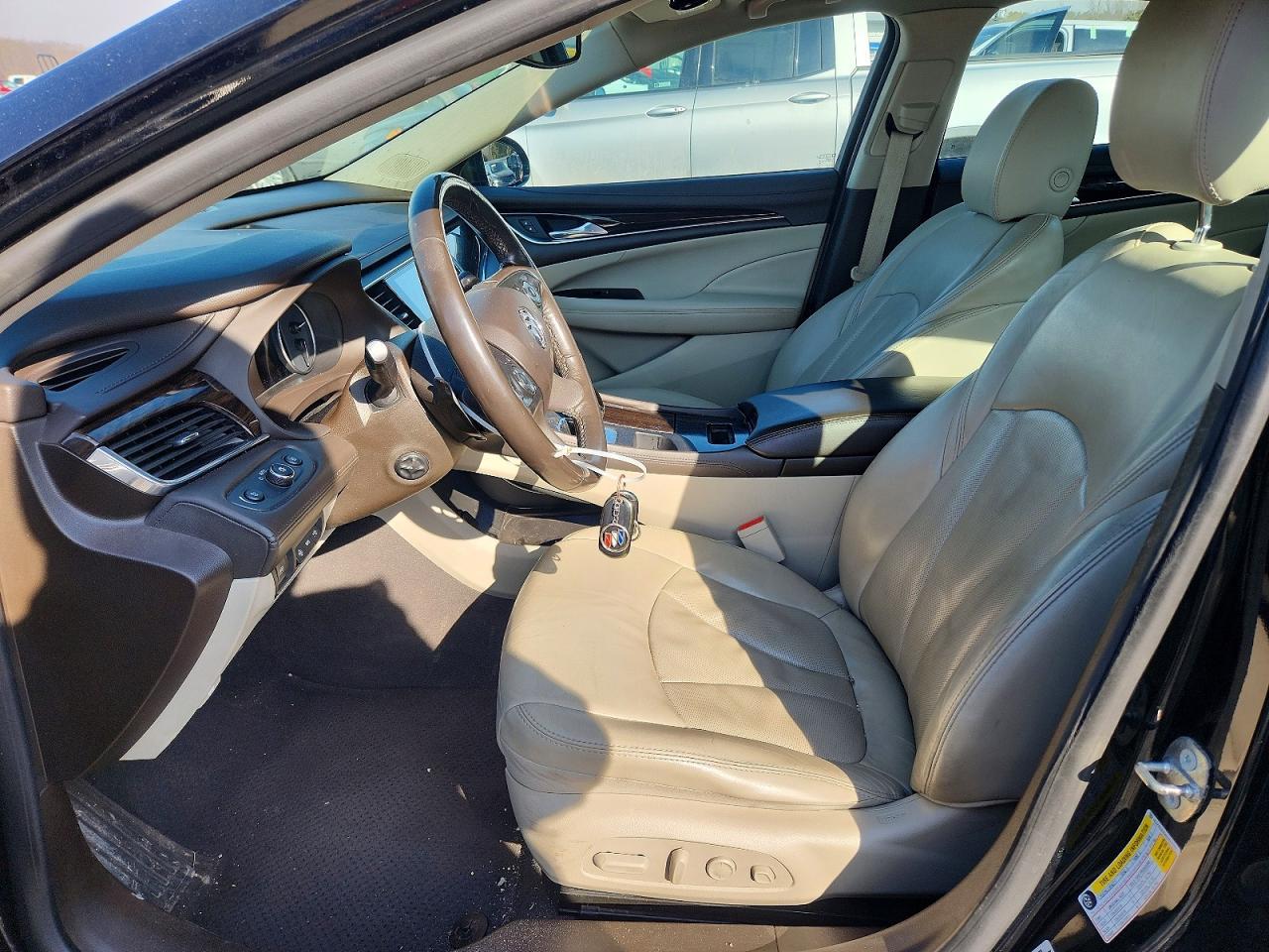2017 Buick Lacrosse Premium - Фото 7