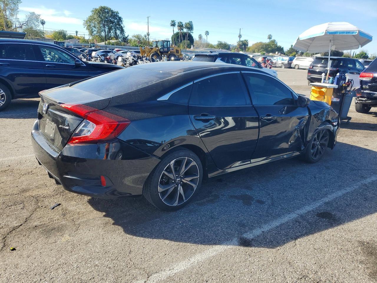 2021 Honda Civic Sport - Фото 3