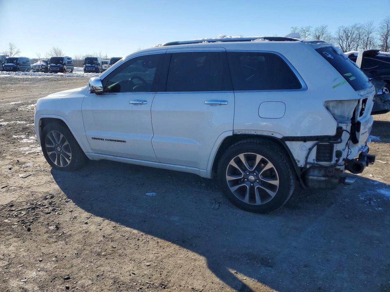 2017 Jeep Grand Cherokee Overland - Фото 2