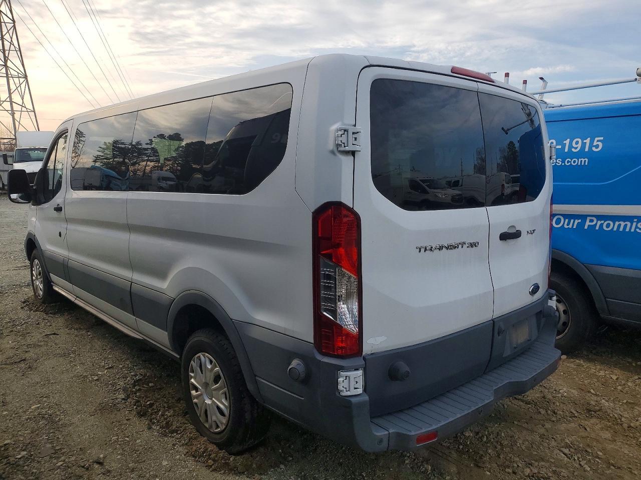 2015 Ford Transit T-350 - Фото 3