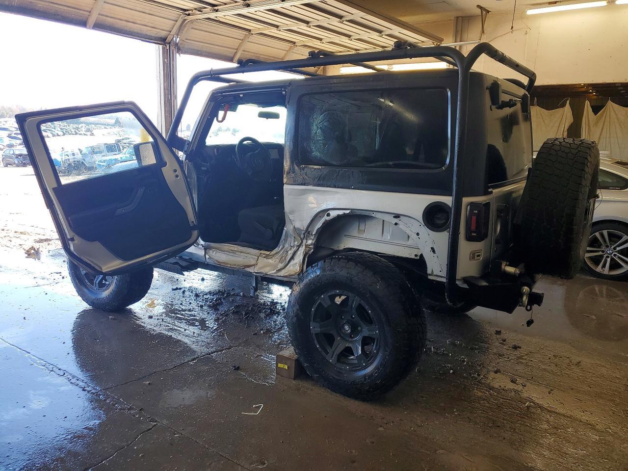 2012 Jeep Wrangler Sport - Фото 2