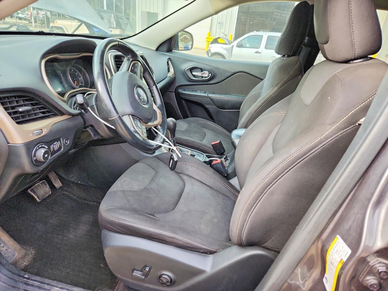 2015 Jeep Cherokee Latitude - Фото 7