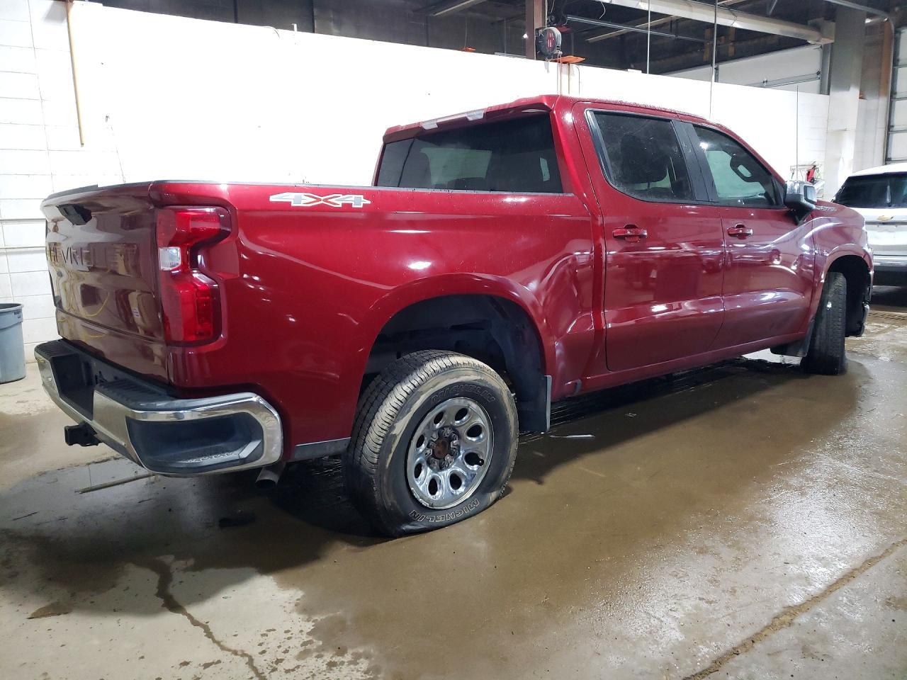 2019 Chevrolet Silverado K1500 Lt - Фото 3