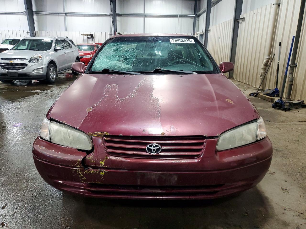 1997 Toyota Camry - Image 5