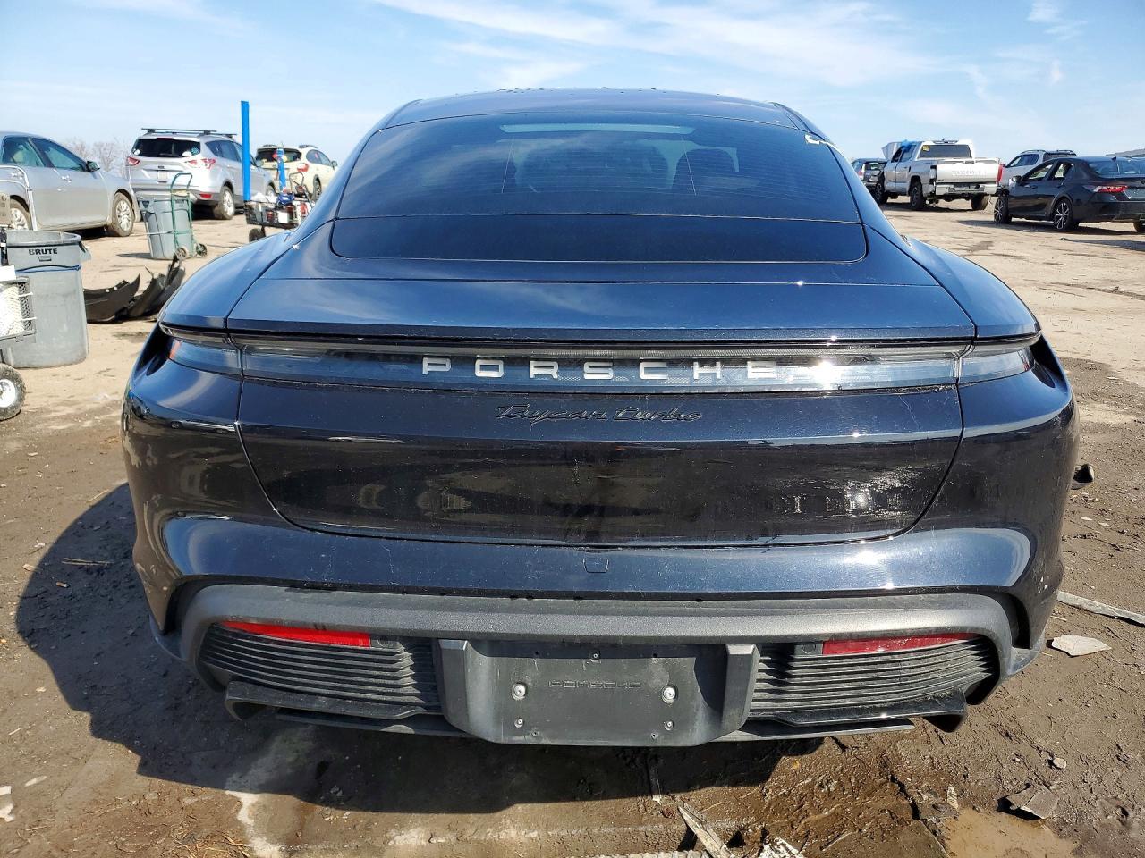 2020 Porsche Taycan Turbo - Фото 6