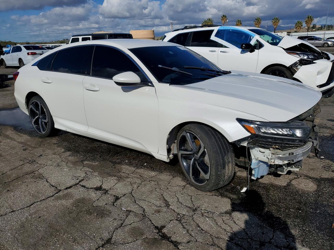 2018 Honda Accord Sport - Image 4