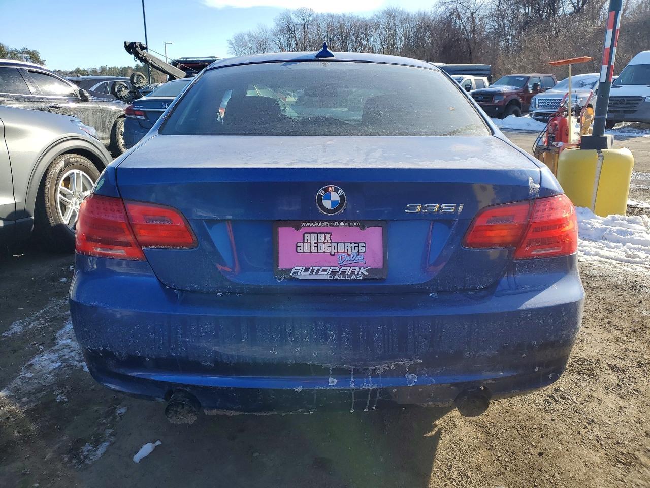 2011 BMW 335 Xi - Фото 6