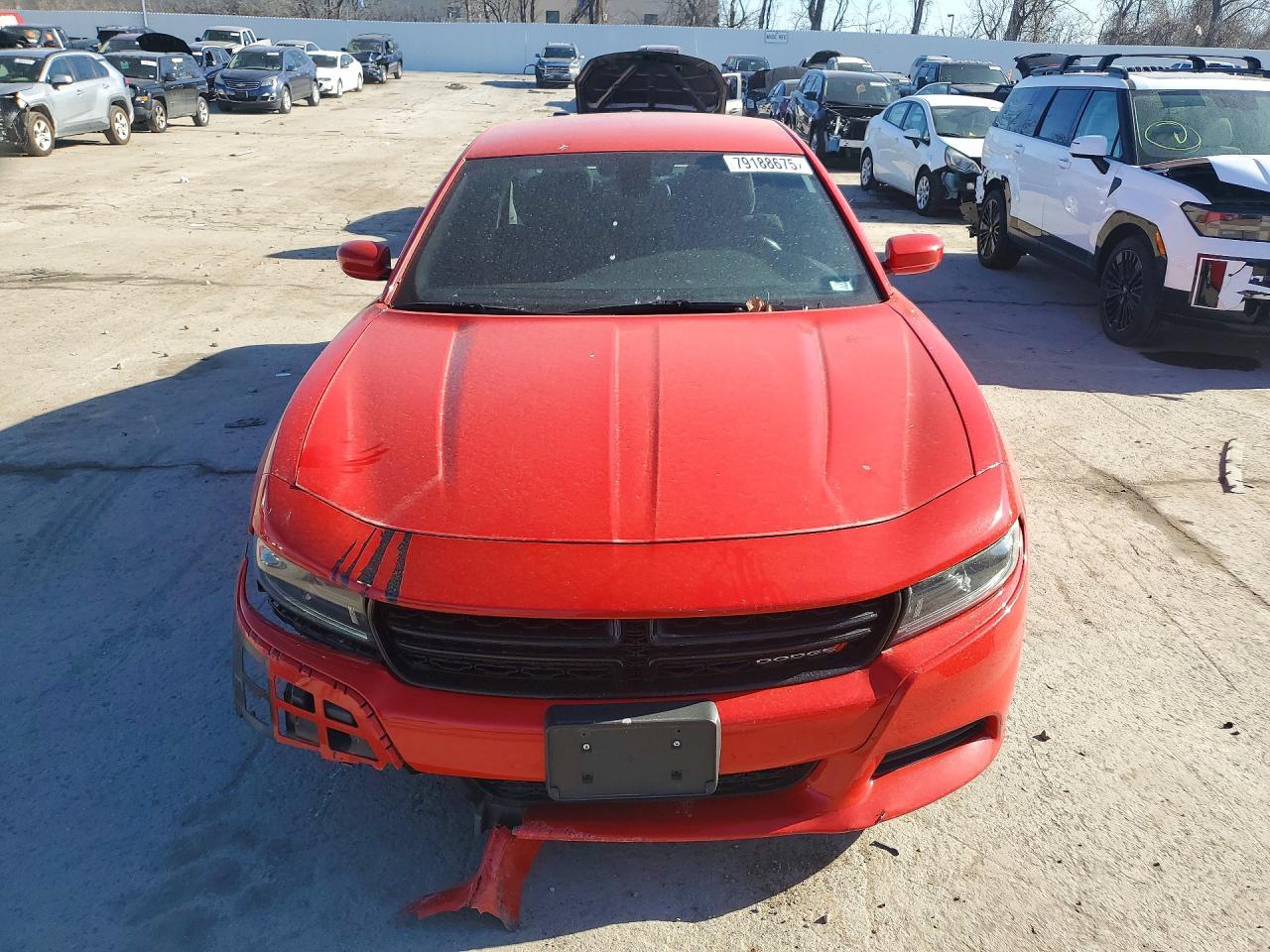 2022 Dodge Charger Sxt - Фото 5