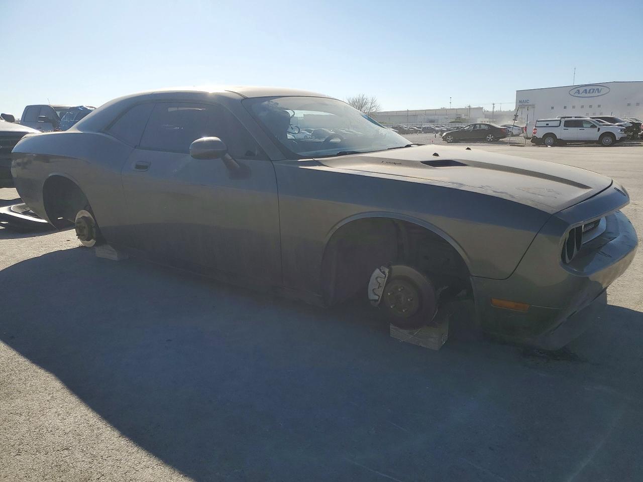 2009 Dodge Challenger R - Image 4