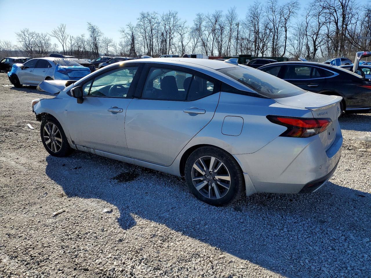2020 Nissan Versa Sv - Фото 2