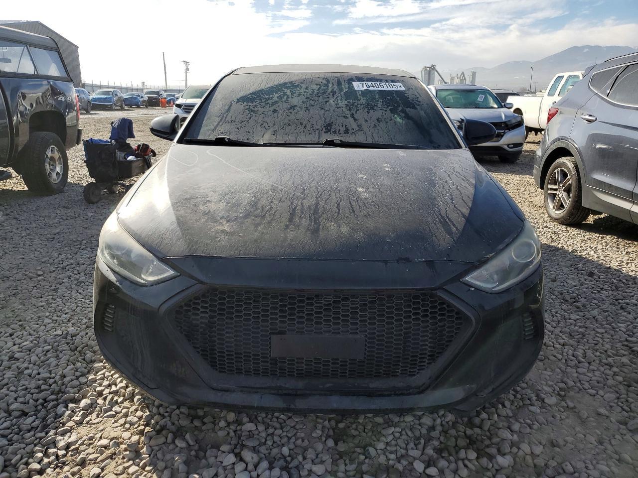 2017 Hyundai Elantra Se - Image 5