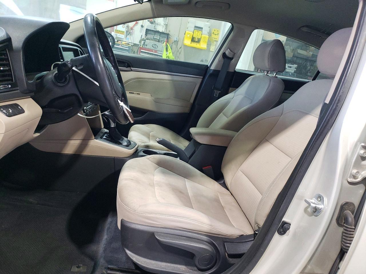 2017 Hyundai Elantra Se - Фото 7