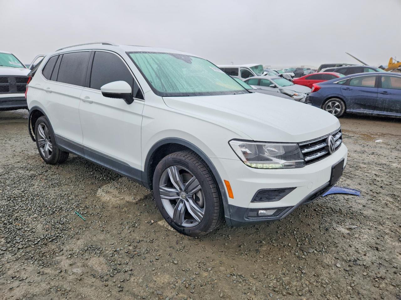 2021 Volkswagen Tiguan Se - Фото 4