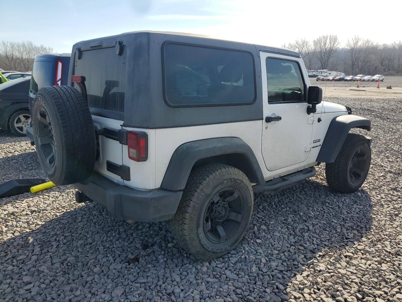 2011 Jeep Wrangler - Image 3