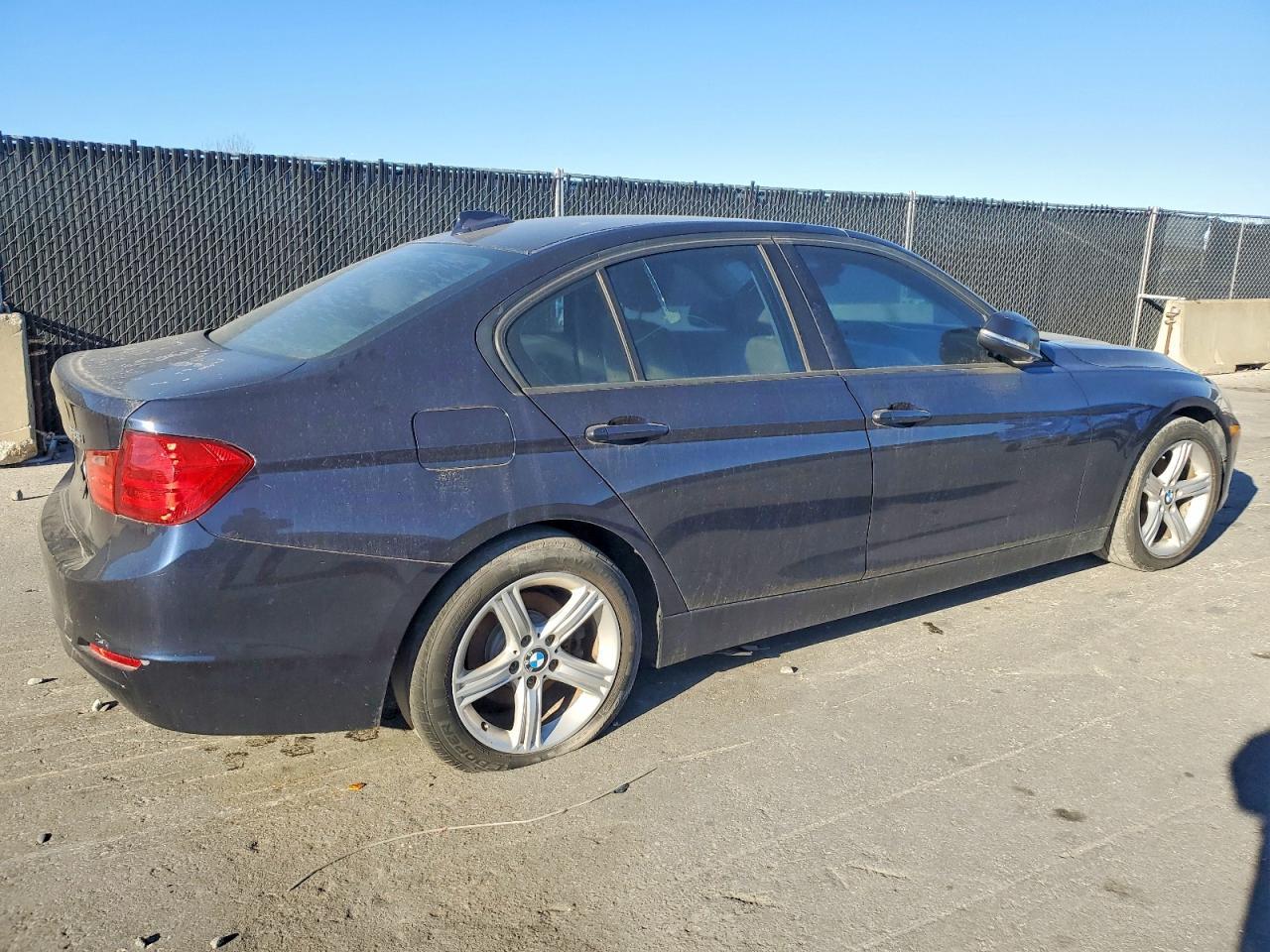 2013 BMW 328 I - Фото 4